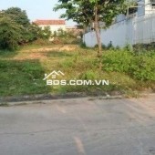 Cắt lỗ gấp mảnh đất 100m2 full thổ cư đường Gò Hưu đường xe tải tiếp giáp KCN Đức Hòa Đông giá 850tr